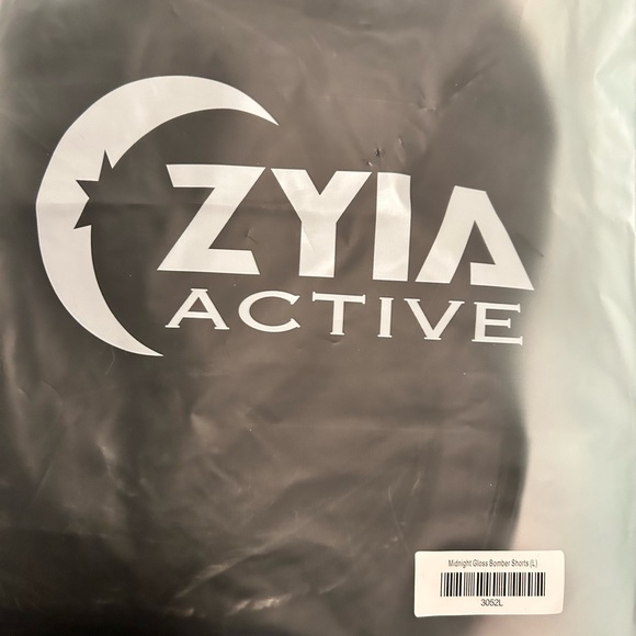 NWT ZYIA Active Shorts Midnight Black Gloss Bomber Nylon Lined Womens large - Picture 3 of 4